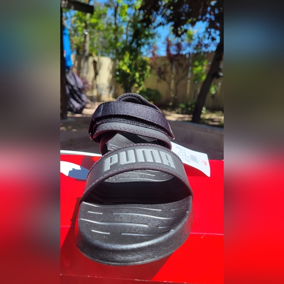 Puma softride sandal. Men size 10 - Picture 3 of 7